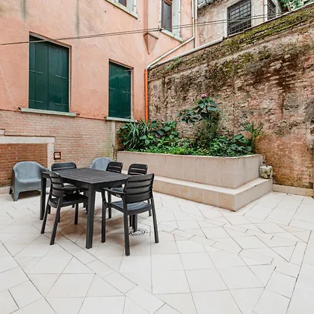 Casa Leone- Cozy And In Apartamento *