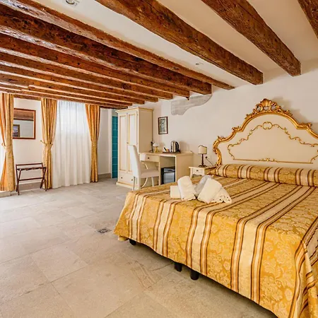 Casa Leone- Cozy And In * Venice