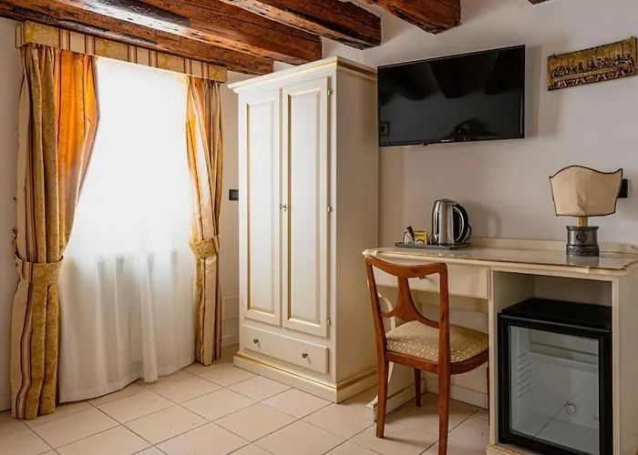 Casa Leone- Cozy And In