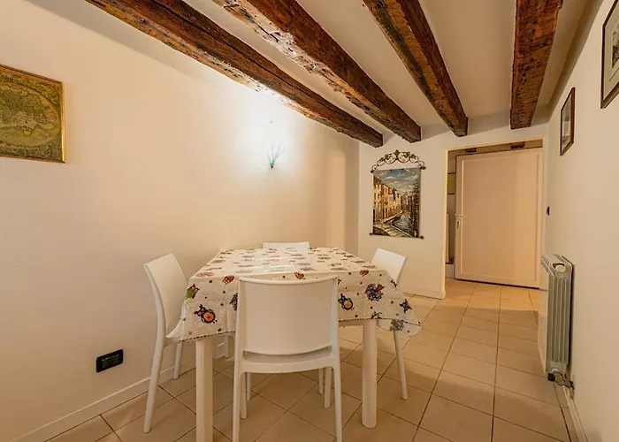 Casa Leone- Cozy And In Апартаменты Венеция