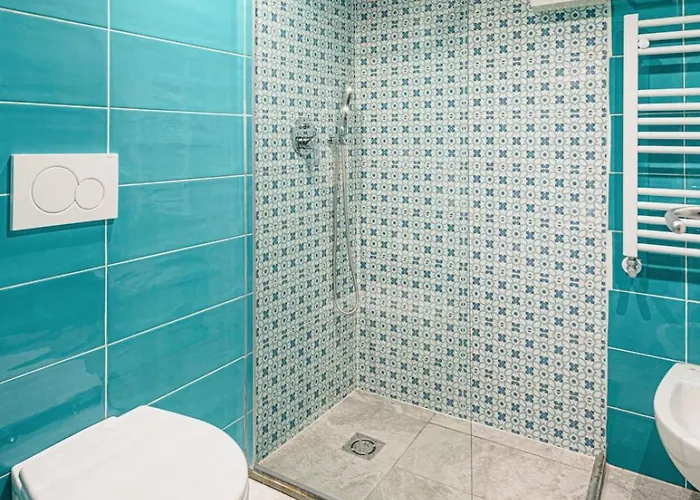 Casa Leone- Cozy And In *