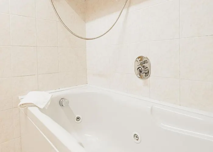 Casa Leone- Cozy And In * Velence